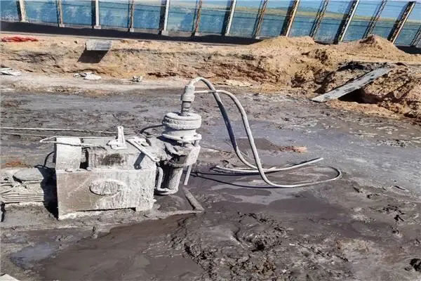 莲花水泡基础注浆加固